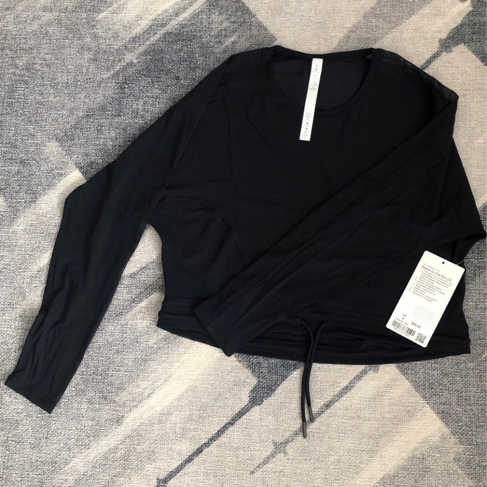 NWT Lululemon Reach for the Run LS